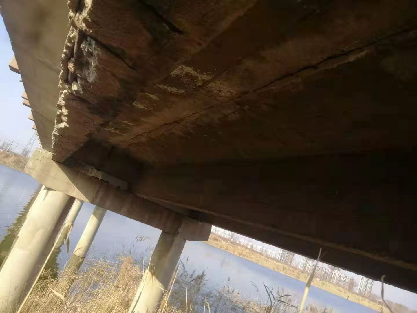 湖北道路桥梁结构的常见病害